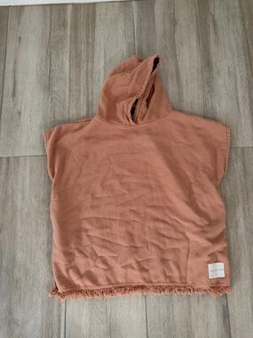Willow Frayed Hem Hooded Pullover in Terracotta